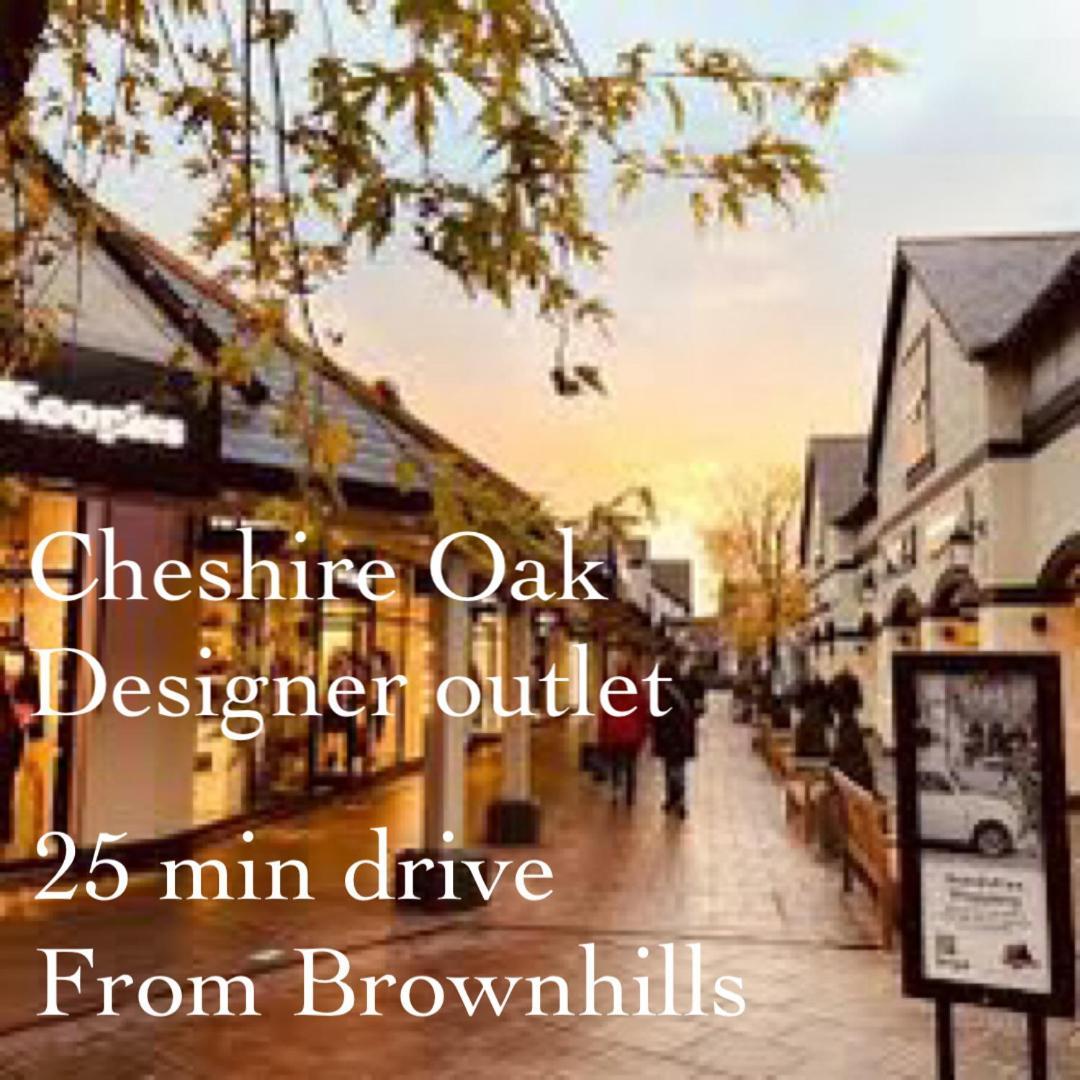 Eaton Brownhills别墅 外观 照片