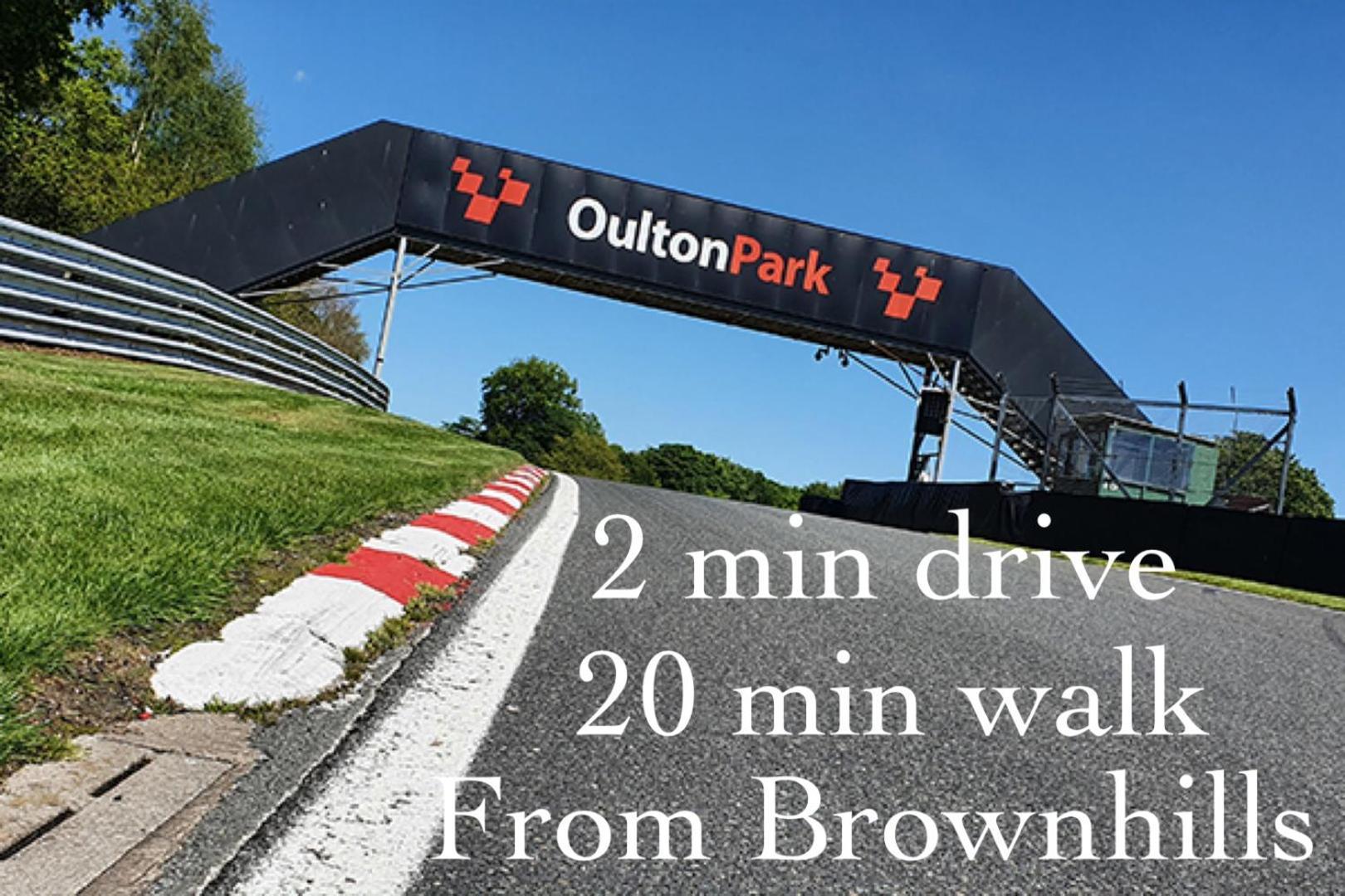 Eaton Brownhills别墅 外观 照片